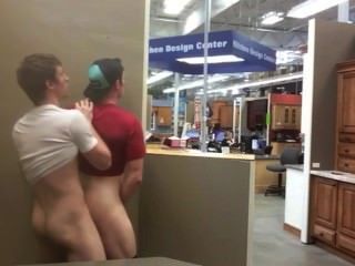 एक हार्डवेयर की दुकान में deerborn सेक्स